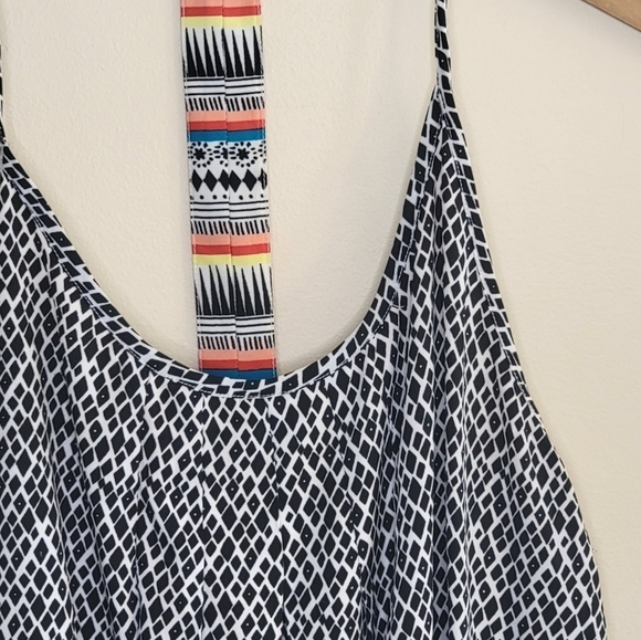 Rip Curl | Beachy Mystic Tribe Romper Size Small - Picture 3 of 7